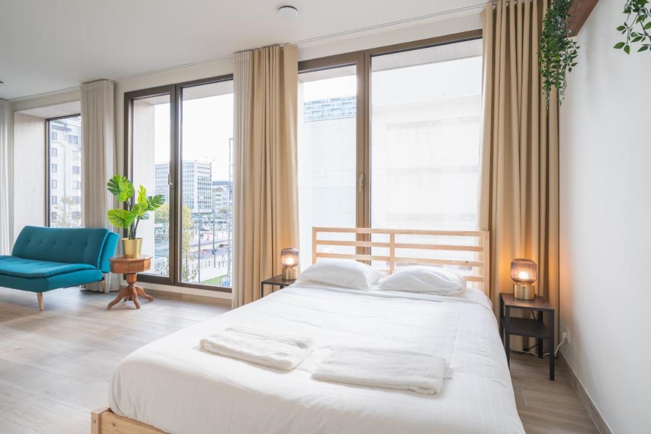 Opera Apartments In The Heart Of アントウェルペン エクステリア 写真
