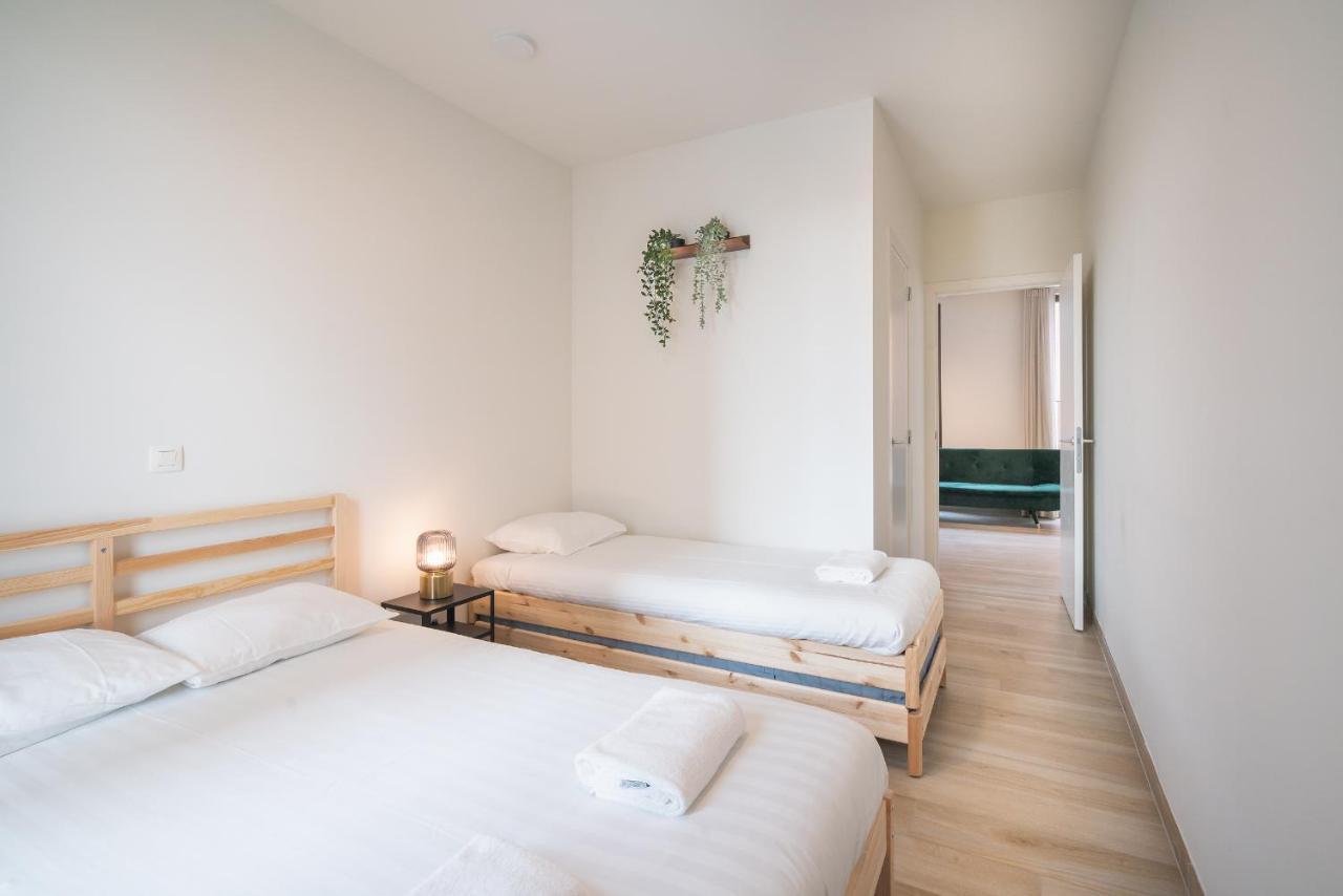Opera Apartments In The Heart Of アントウェルペン エクステリア 写真