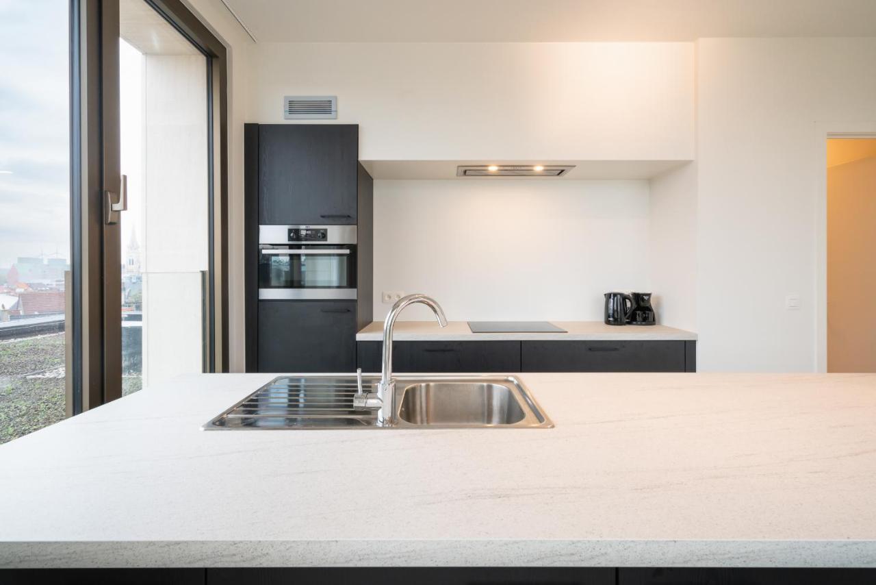 Opera Apartments In The Heart Of アントウェルペン エクステリア 写真