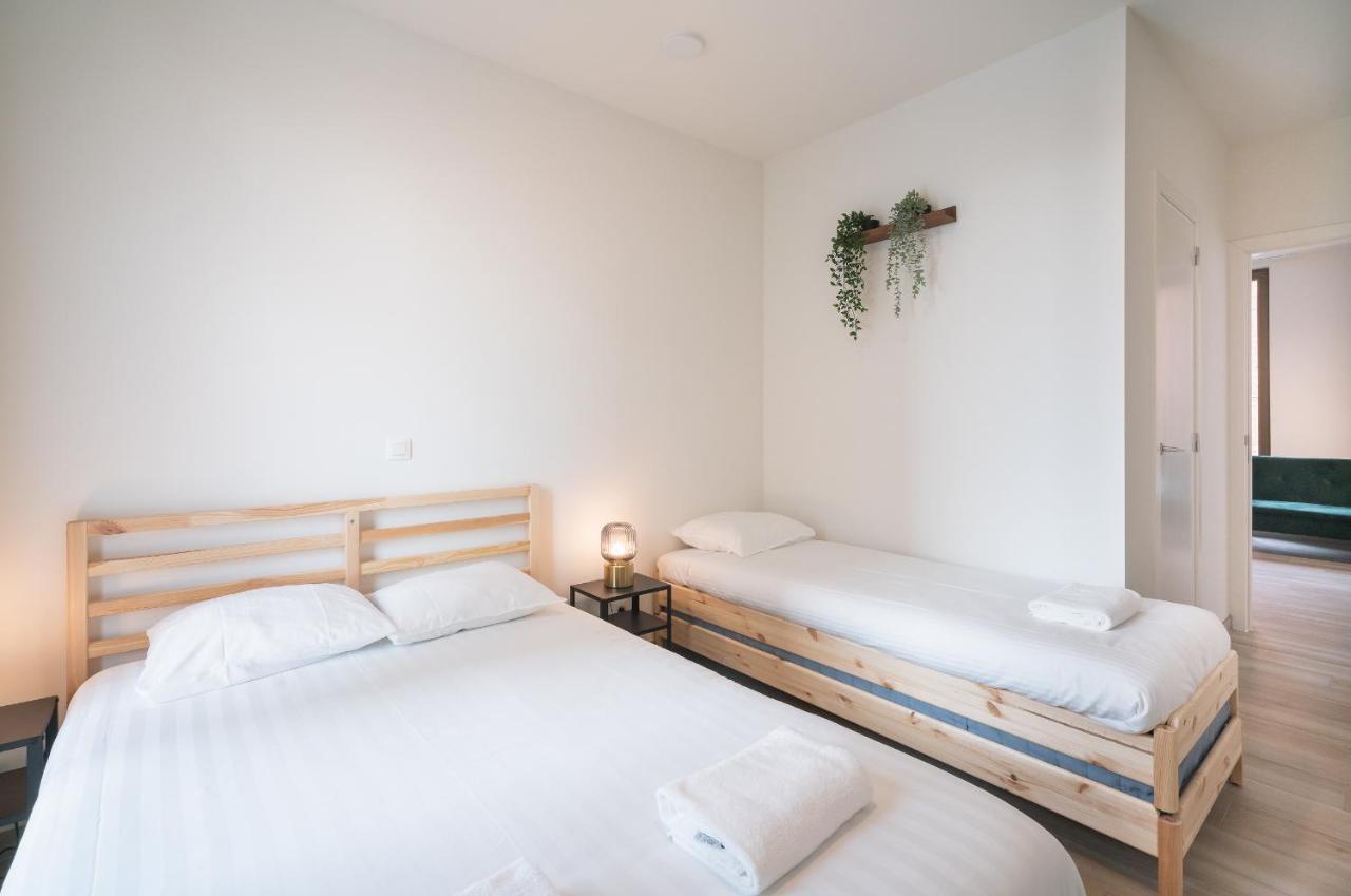 Opera Apartments In The Heart Of アントウェルペン エクステリア 写真